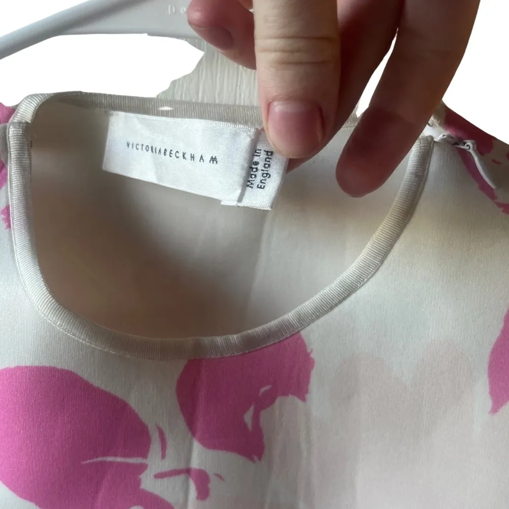 Victoria Beckham NWT Pink/White Neoprene Floral Sleveless Shift Dress - Image 6