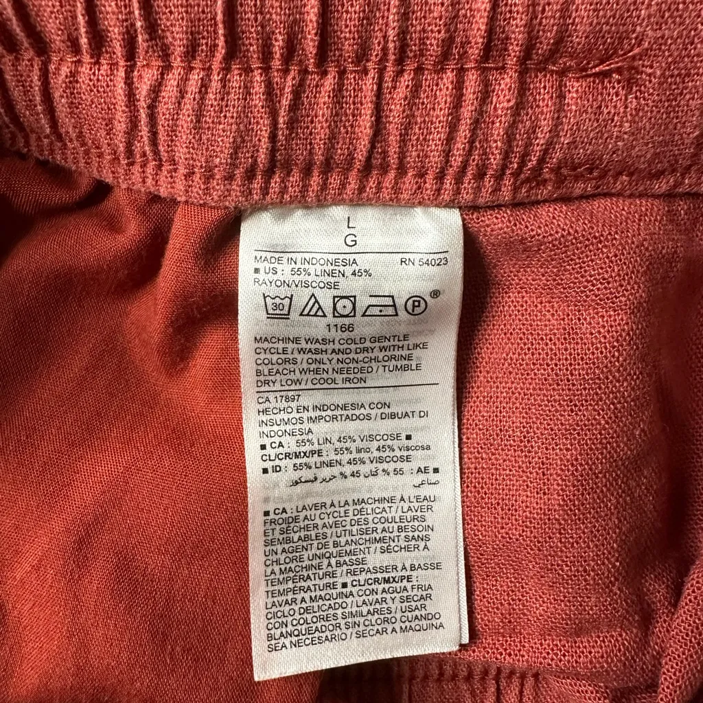 Old Navy Mid Rise Linen Blend Shorts 4-Inch Inseam in Red Sumac Size Large - Image 8
