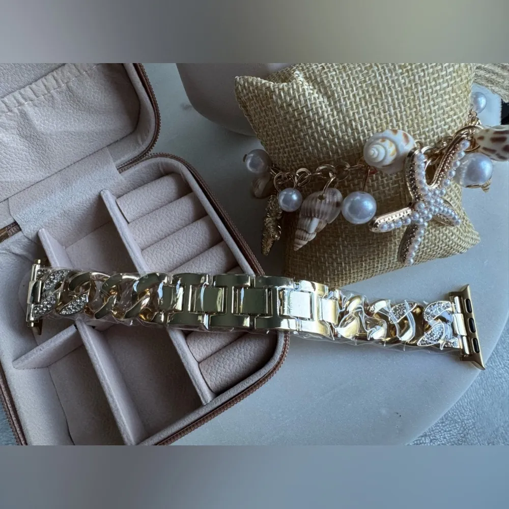 Glamwrist gold smart watch band - Image 4