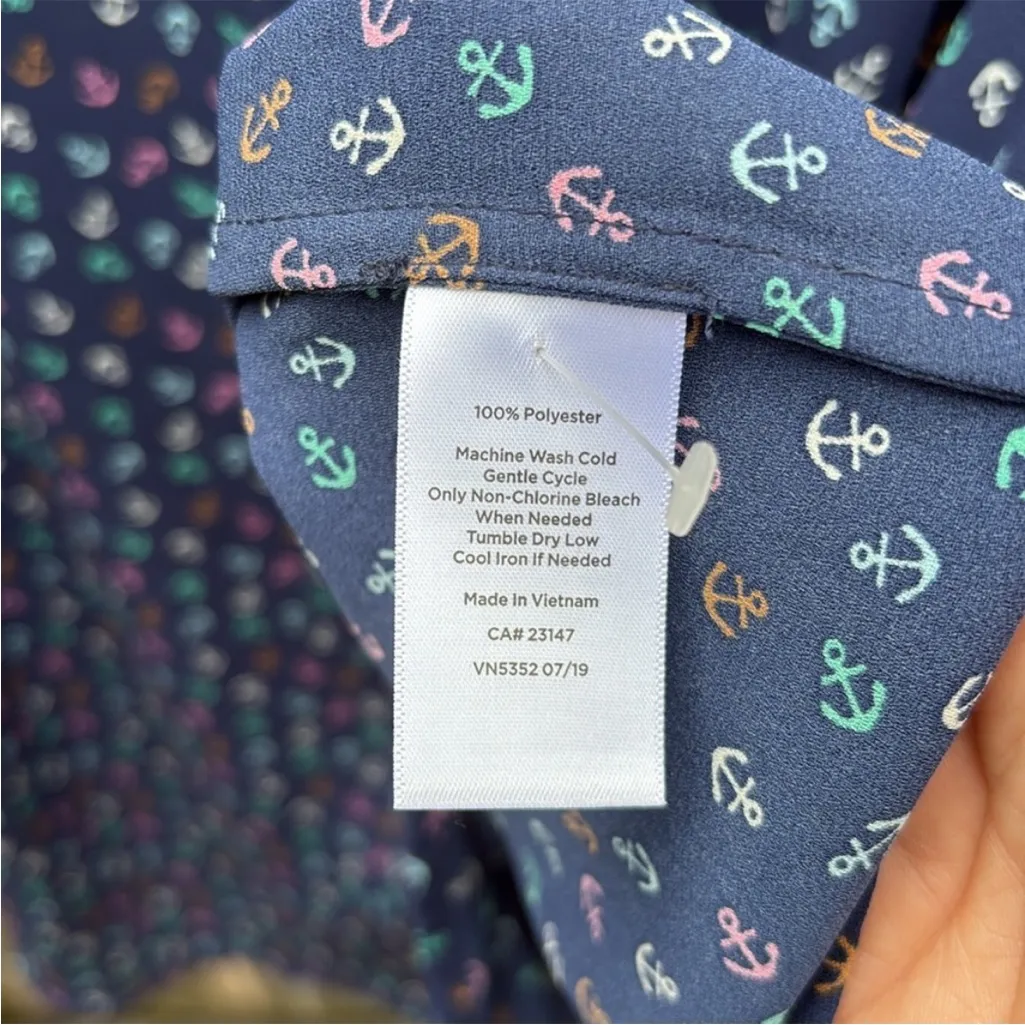 Like New Talbots Plus Anchor Pattern
Button Front Top Navy Size 2X - Image 8