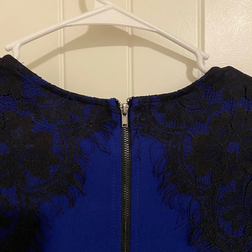 NEW Ya Los Angeles women’s electric blue black lace cap sleeve flare skirt dress - Image 7