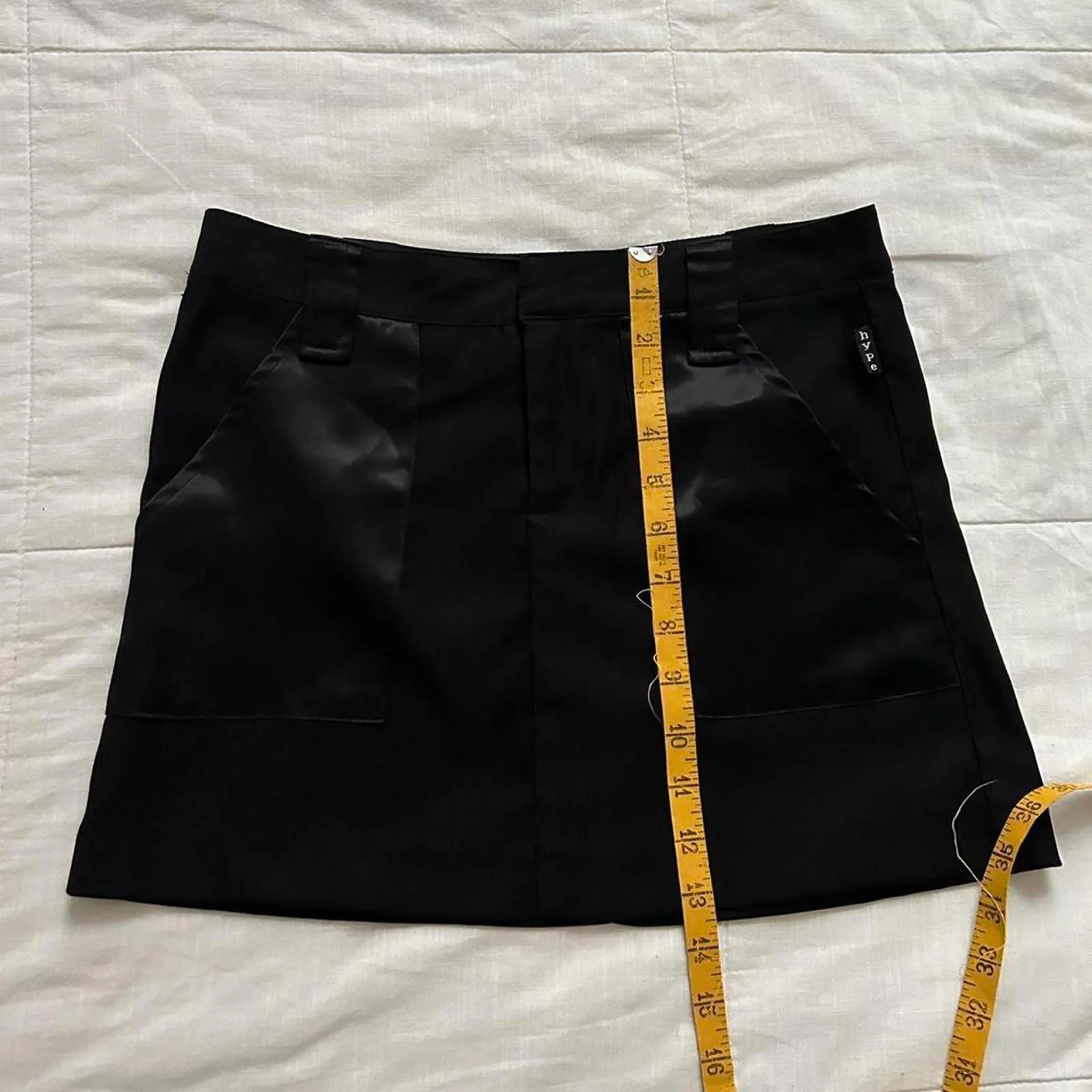 Vintage Hype Black satin mix mini skirt with pockets, great for a night out - Image 8