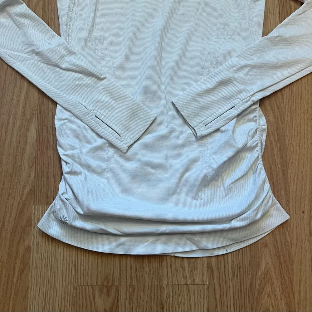 Athleta Top Womens XS White Speedlight Long Sleeve Side Ruched Active Athletic - Image 2