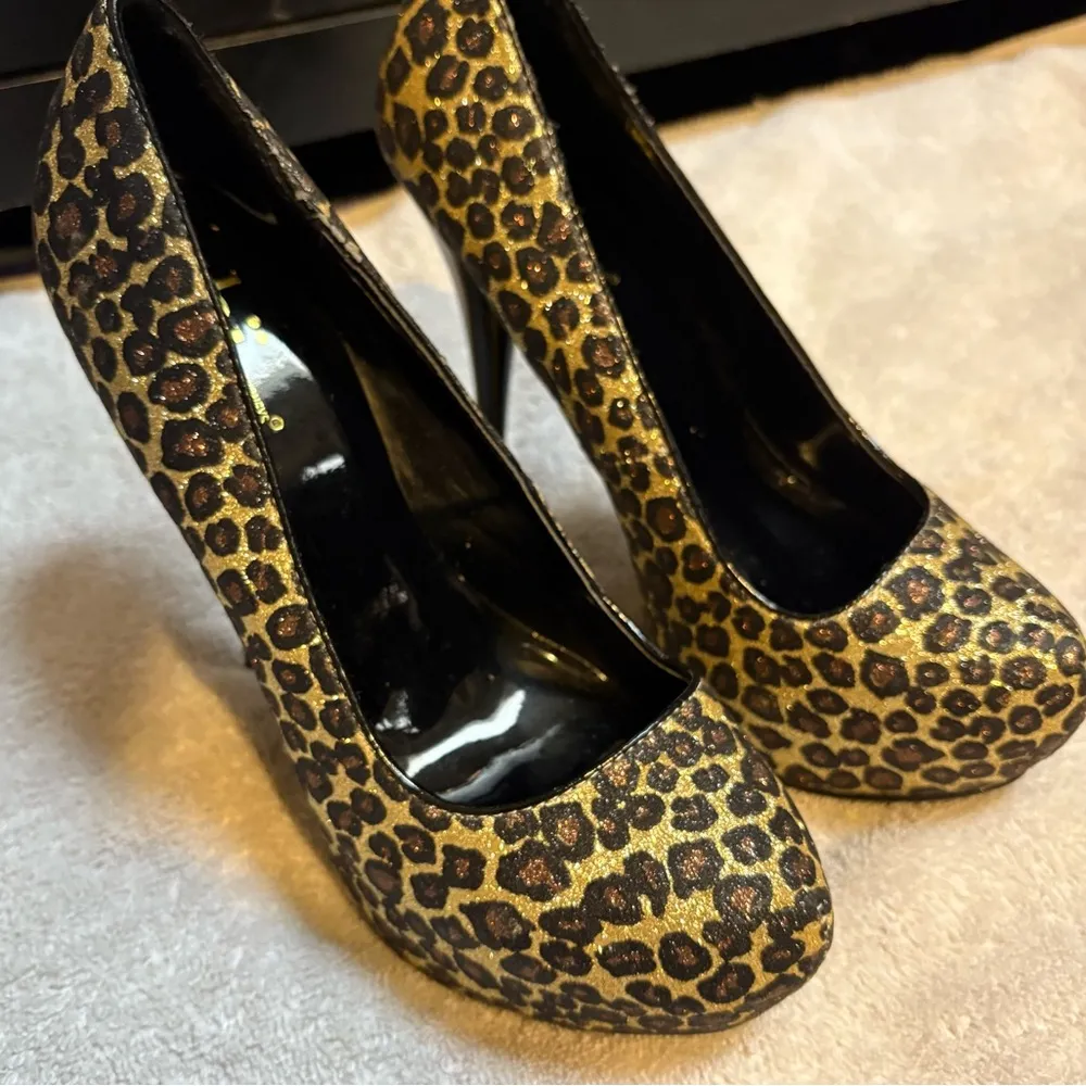 Shi by journey leopard print heels size 7 - Image 7