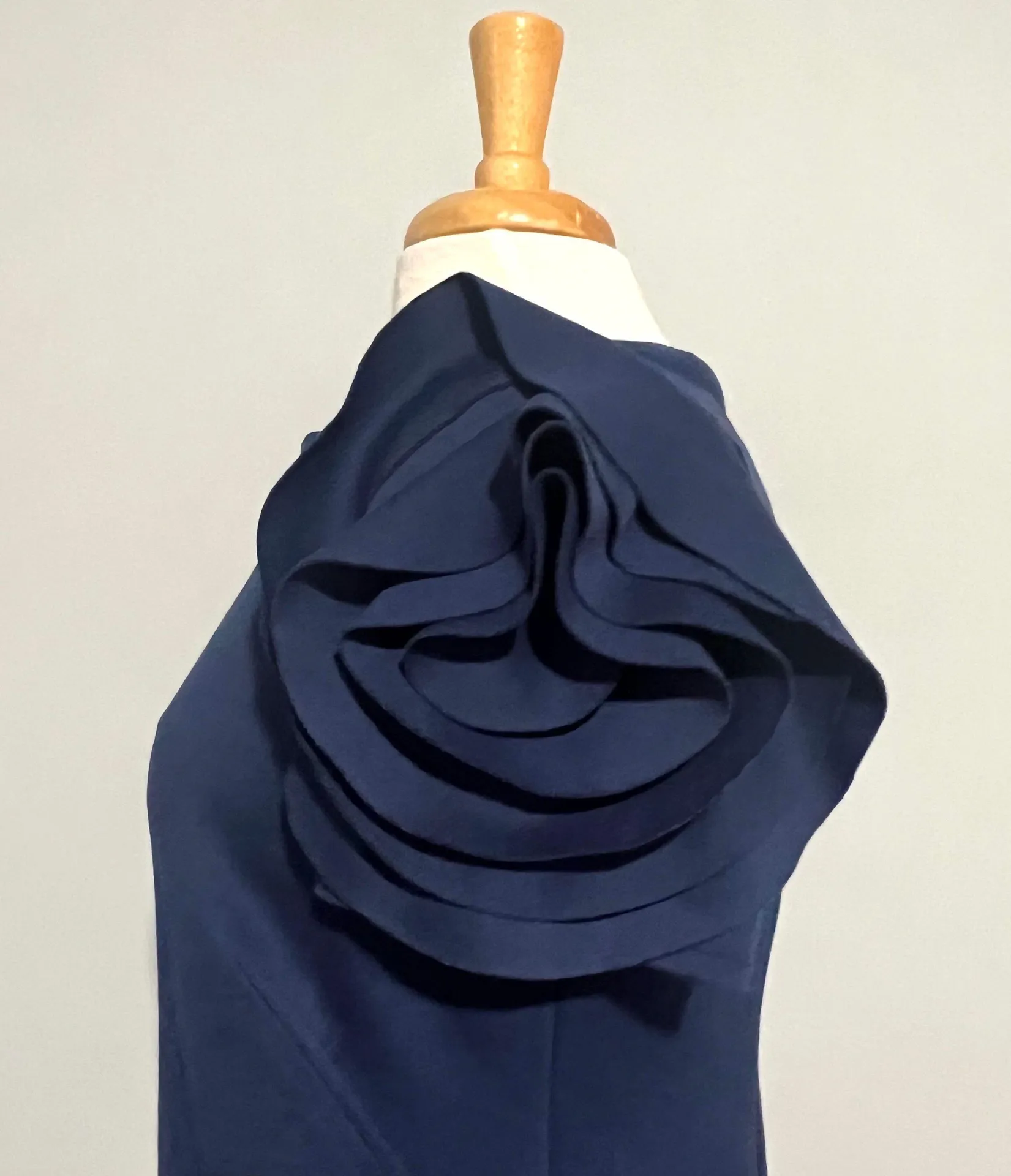 Navy Blue Rose Sleeve Maternity Dress - Image 4