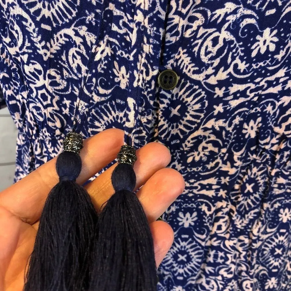 Artesia Boho Chic Button Front Short Sleeve Maxi tasel neck closing size medium Blue - Image 6