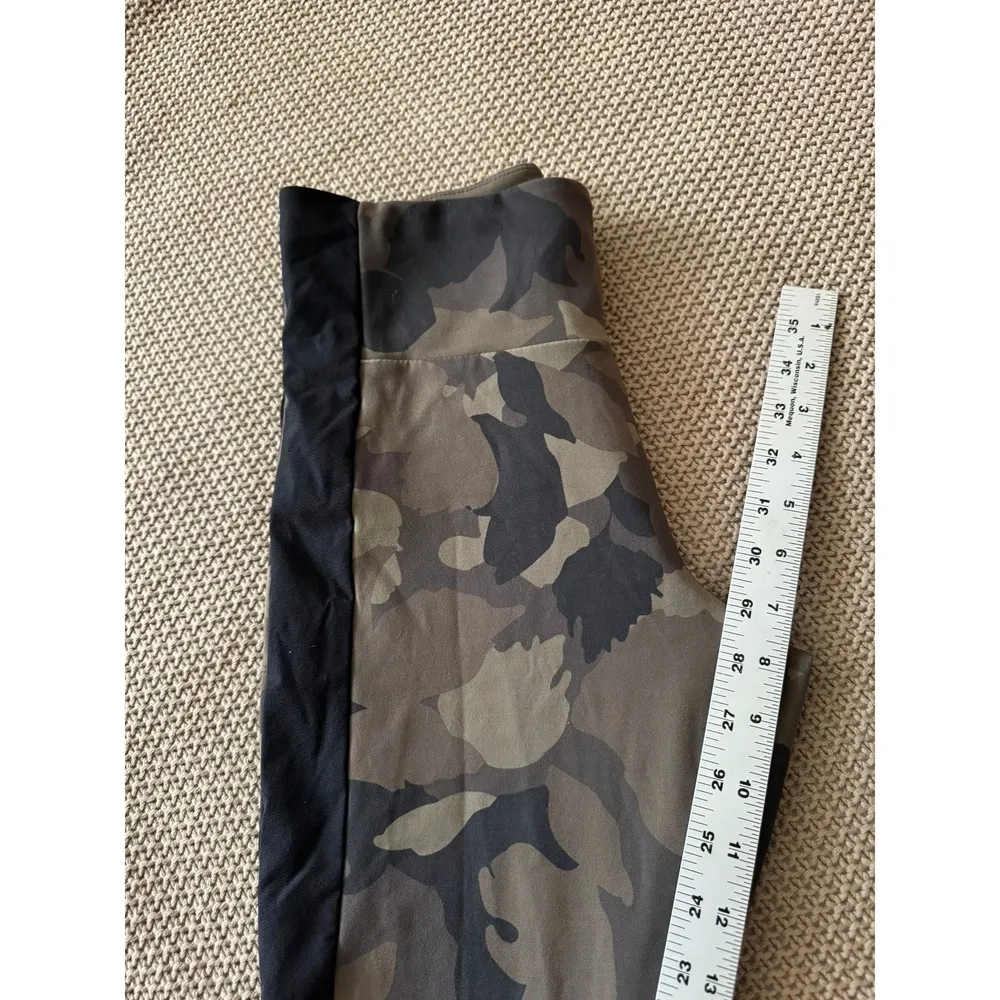 Athleta Essex Hybrid Camo Print Leggings High Rise Athletic Training Pants Small - Image 10