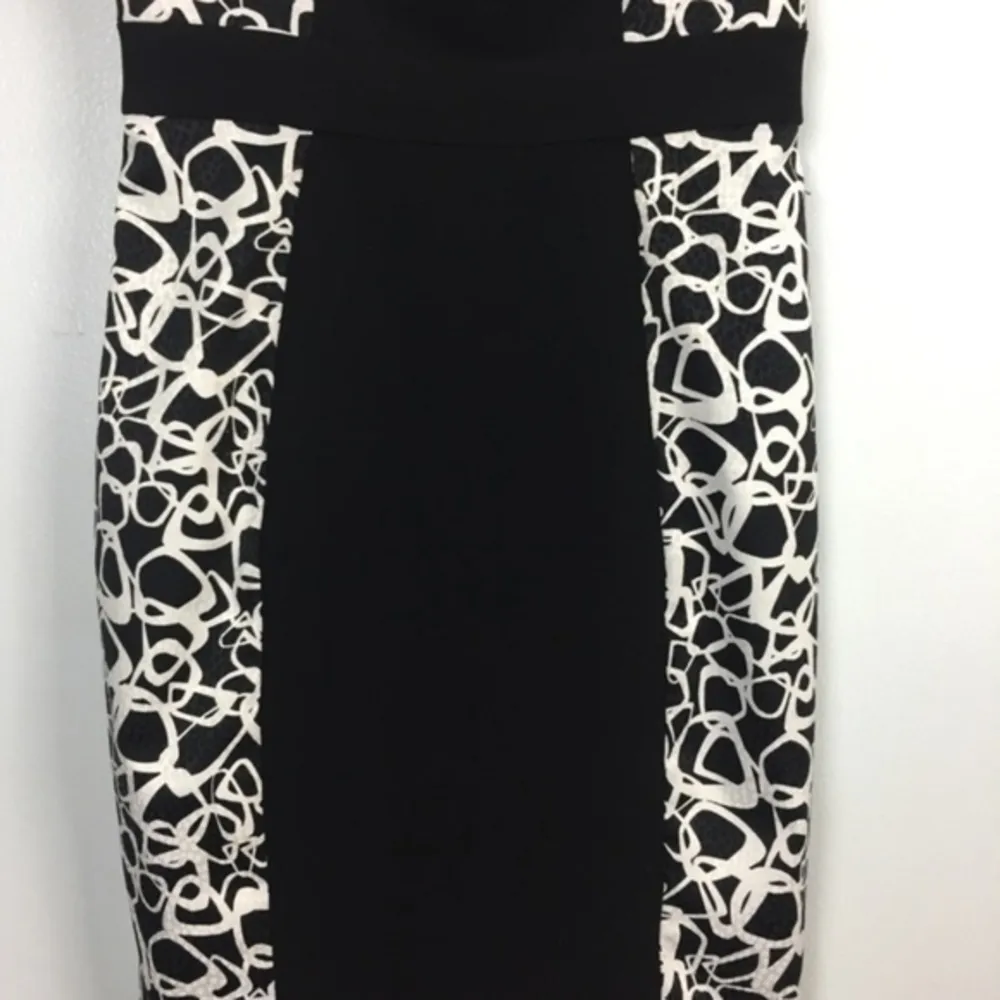Marc New York Print Ribbed Panel Cap Sleeve Dress‎ Size 2 - Image 3