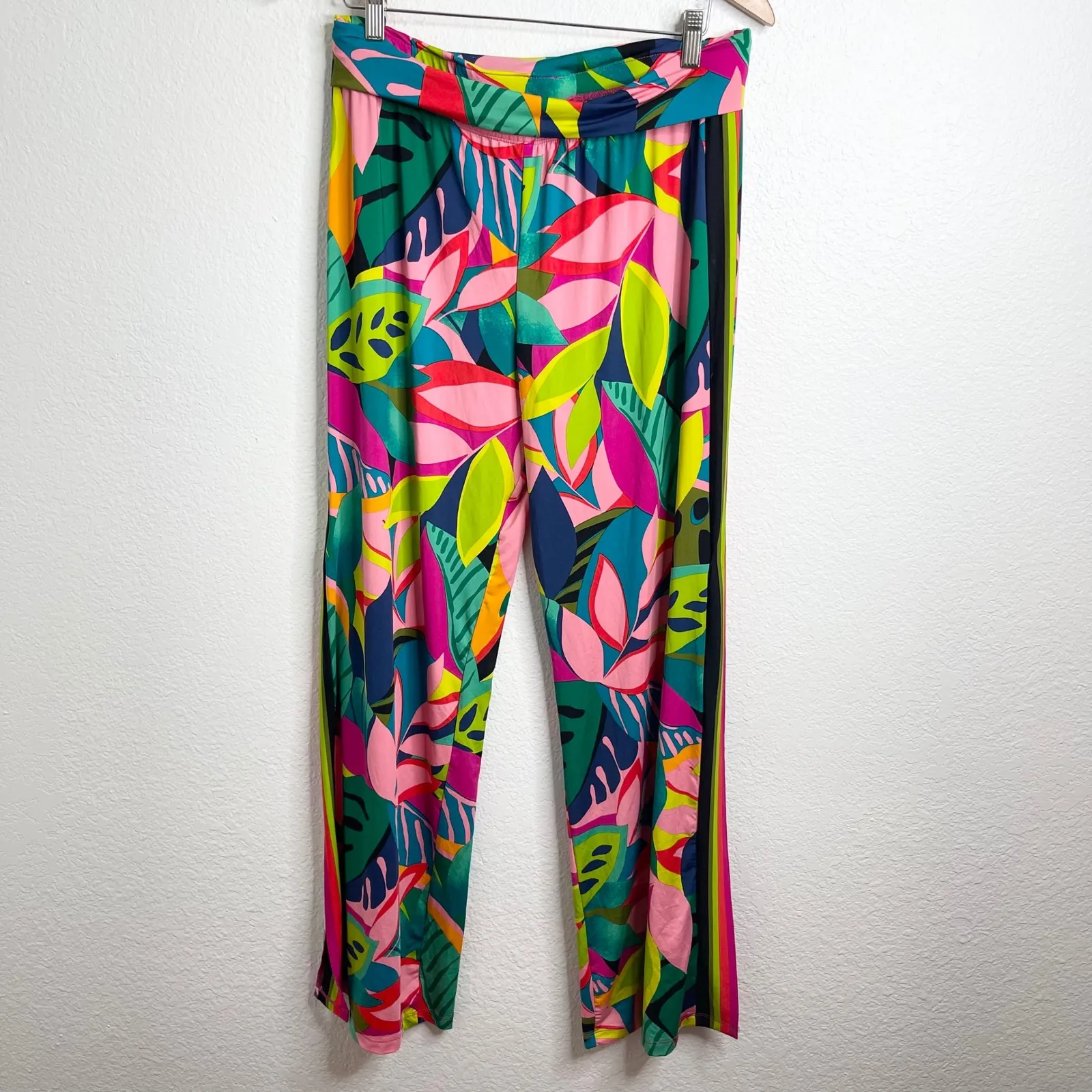 TRINA TURK Tropical Leaf Print Wide Leg Pants Sz Large Slits MSRP $162 - Image 2
