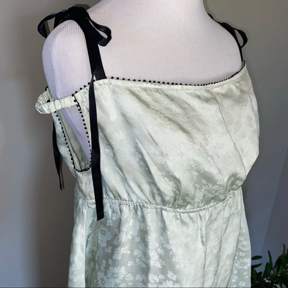 Morgan Lane NWT Hanna Dress Disappearing Daisies - Image 6