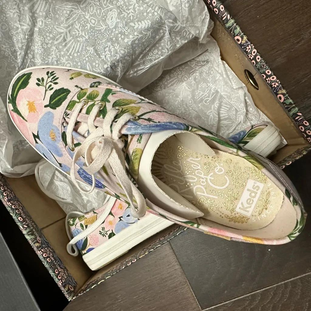 NIB Rifle Paper Co. x Keds pink floral tennis shoes. - Image 5