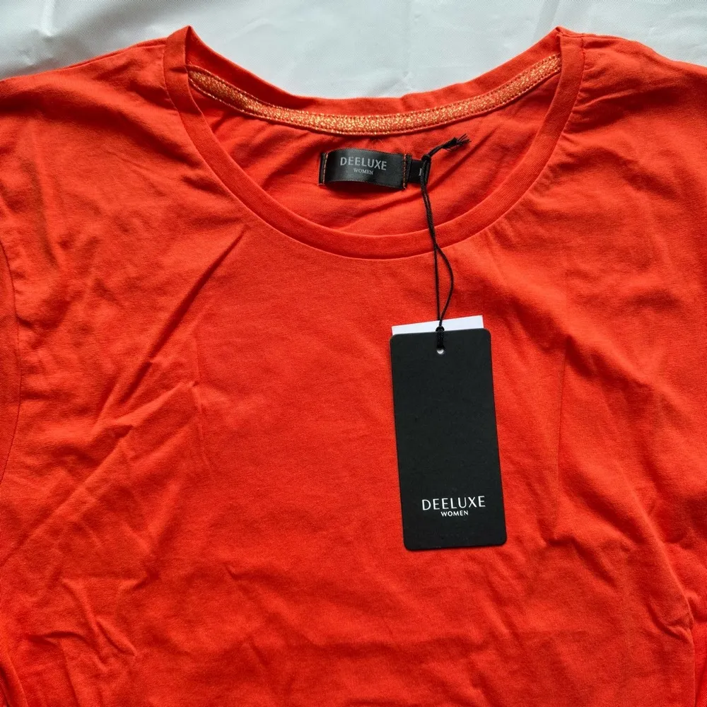 Deeluxe Knit Tessa Tee in Butternut Orange with Waist Sash Women’s Size Large - Image 5