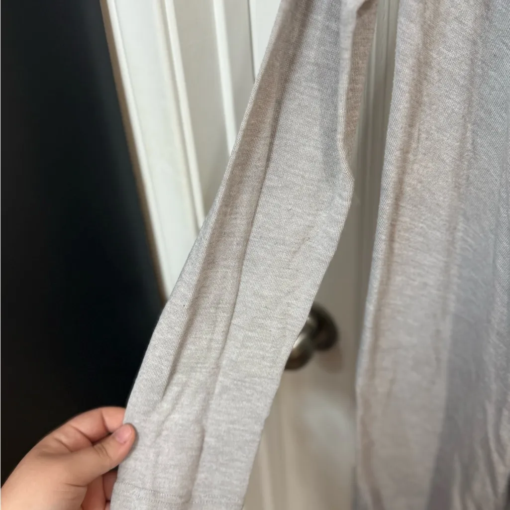 Bobeau Light Gray Women's Poncho - Image 7