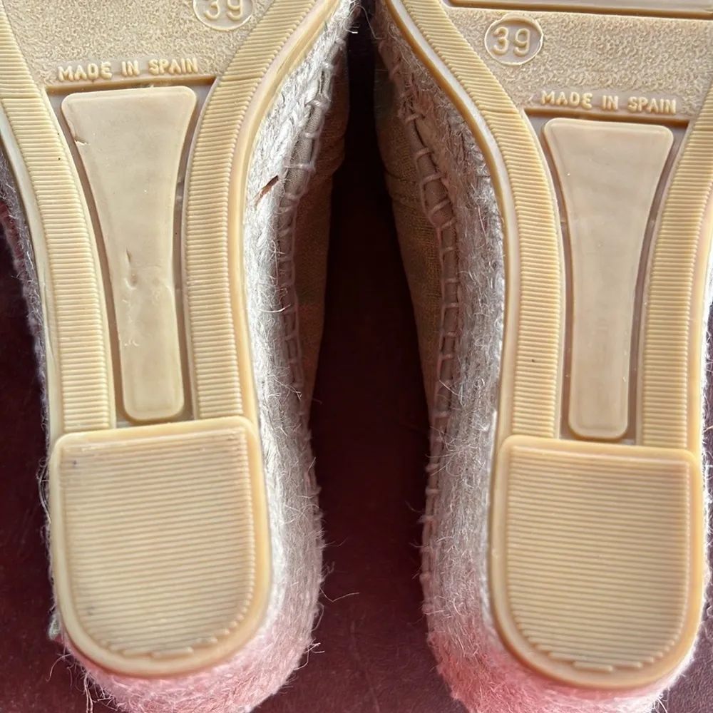 Neiman Marcus  Espadrille Wedges - Image 13