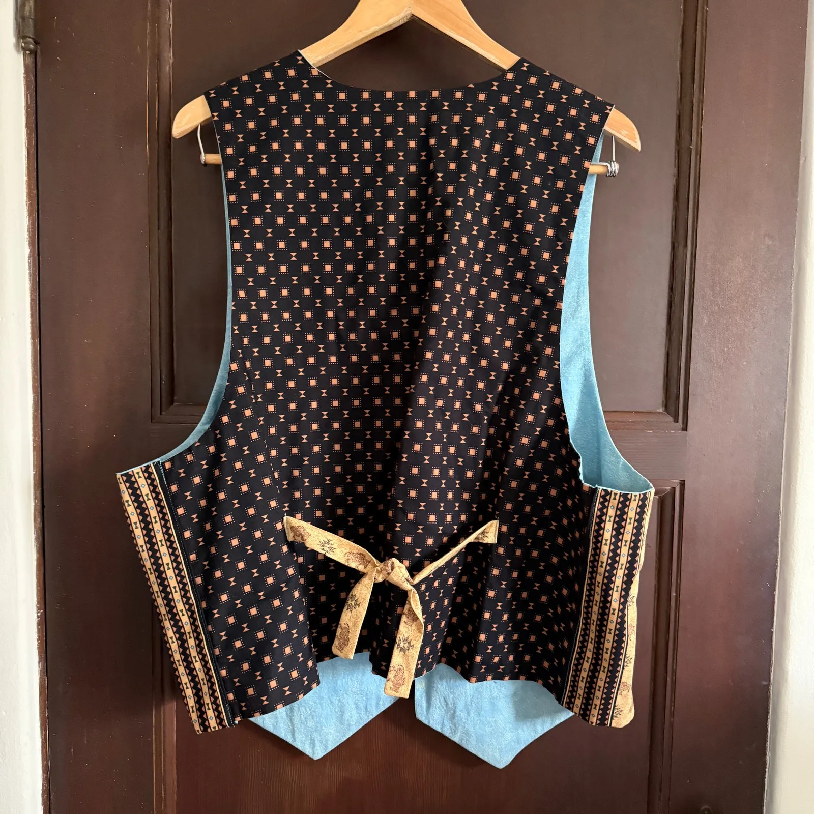 90s Vintage Black & Tan Handmade Western Mixed Print Open Front vest Large / XL - Image 4