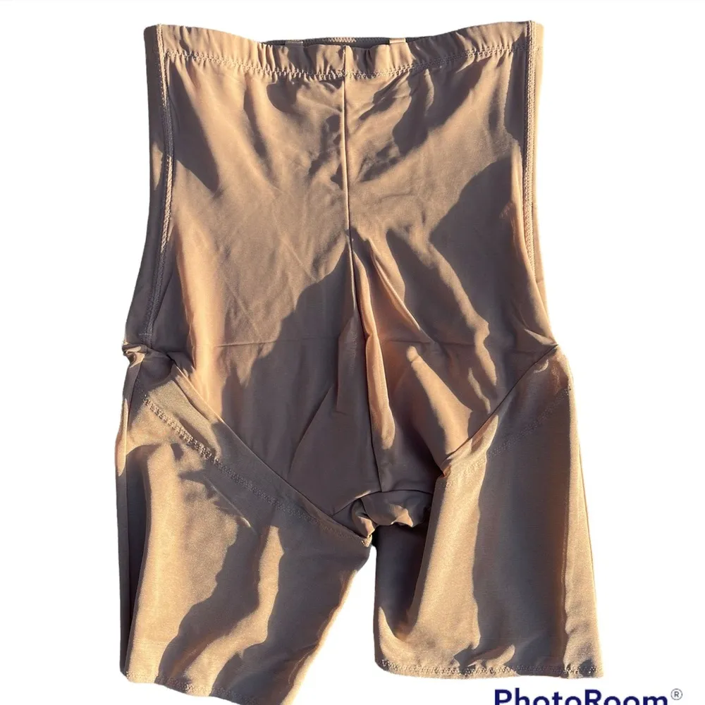 HoneyLove SuperPower Short in Sand size L Size L - Image 3