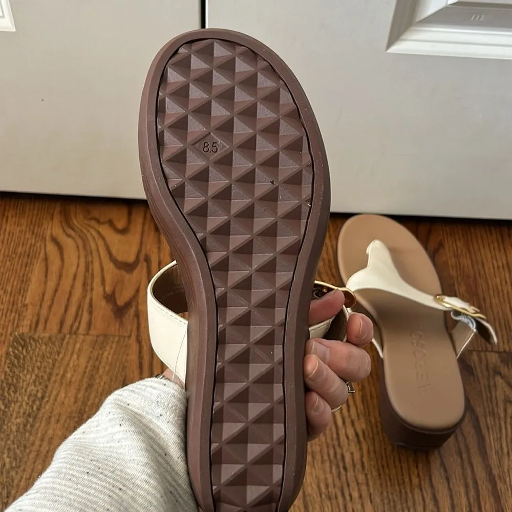 Aerosoles Womens IZOLA Thong Casual Wedge Sandals Sz 8.5 NWT - Image 6
