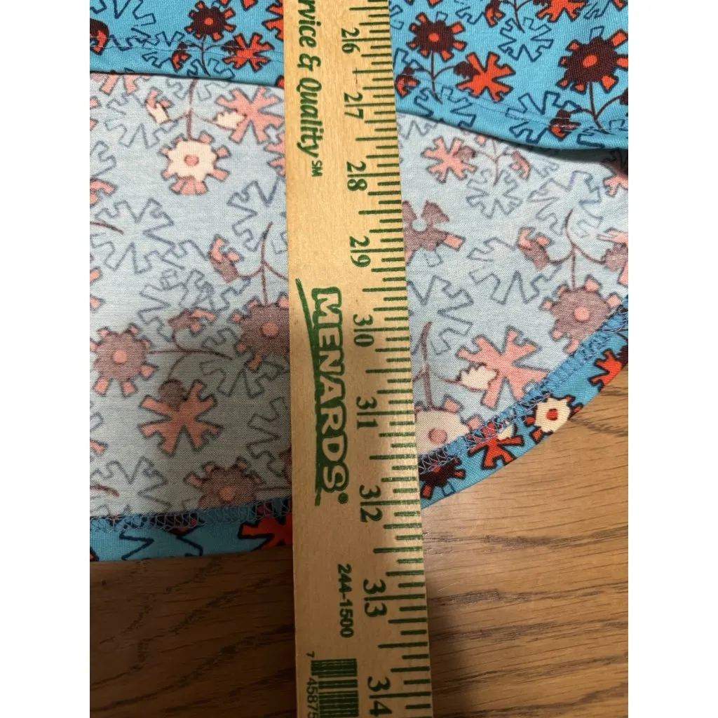 LuLaRoe Irma Top Puzzle Colorful Size XS‎ Hi Low Teacher Travel Loungewear NWT - Image 4