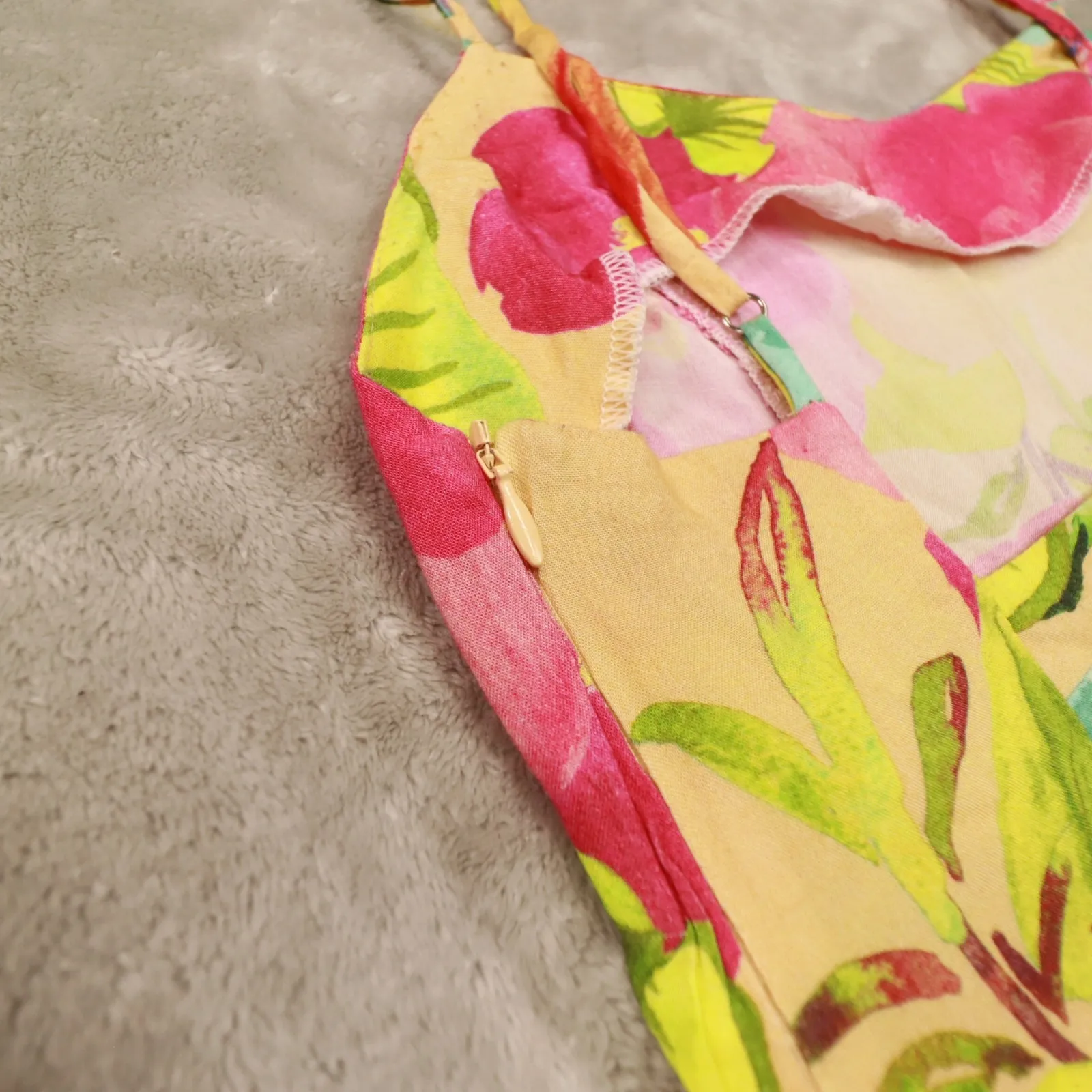 Farm Rio Pink Yellow Floral Print Spaghettis Strap Mini Dress size Small - Image 9