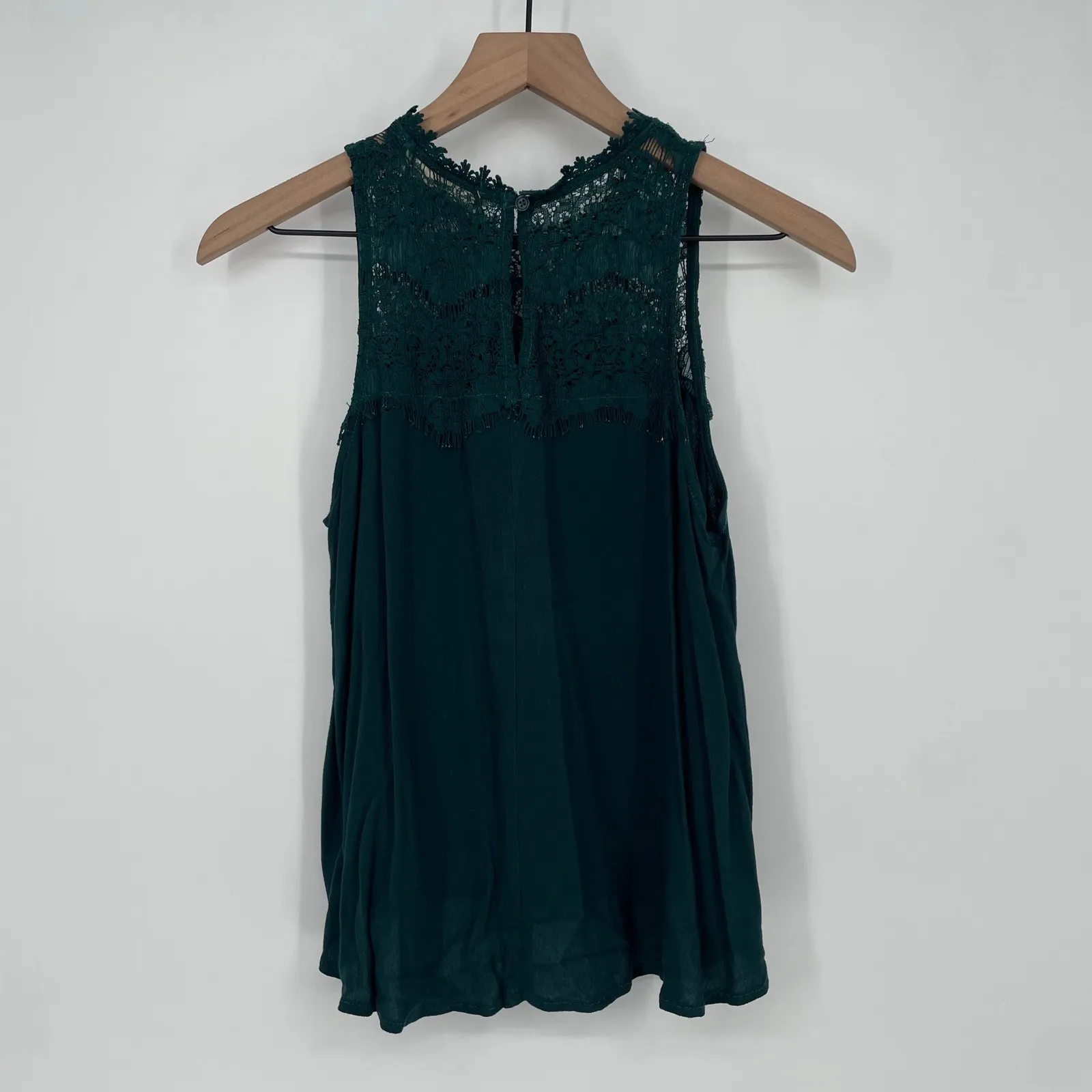 Elodie Dark Green Lace Yoke Tank Top Size S Sleeveless - Image 5