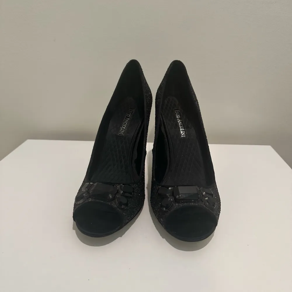 Enzo Angiolini Black Glitter Heels - Image 8