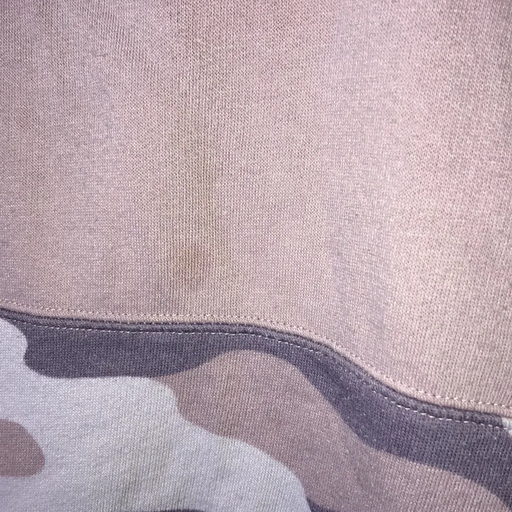 VS Victoria's Secret Pink Varsity Crew Sweatshirt Camo Purple medium oversized - Image 9