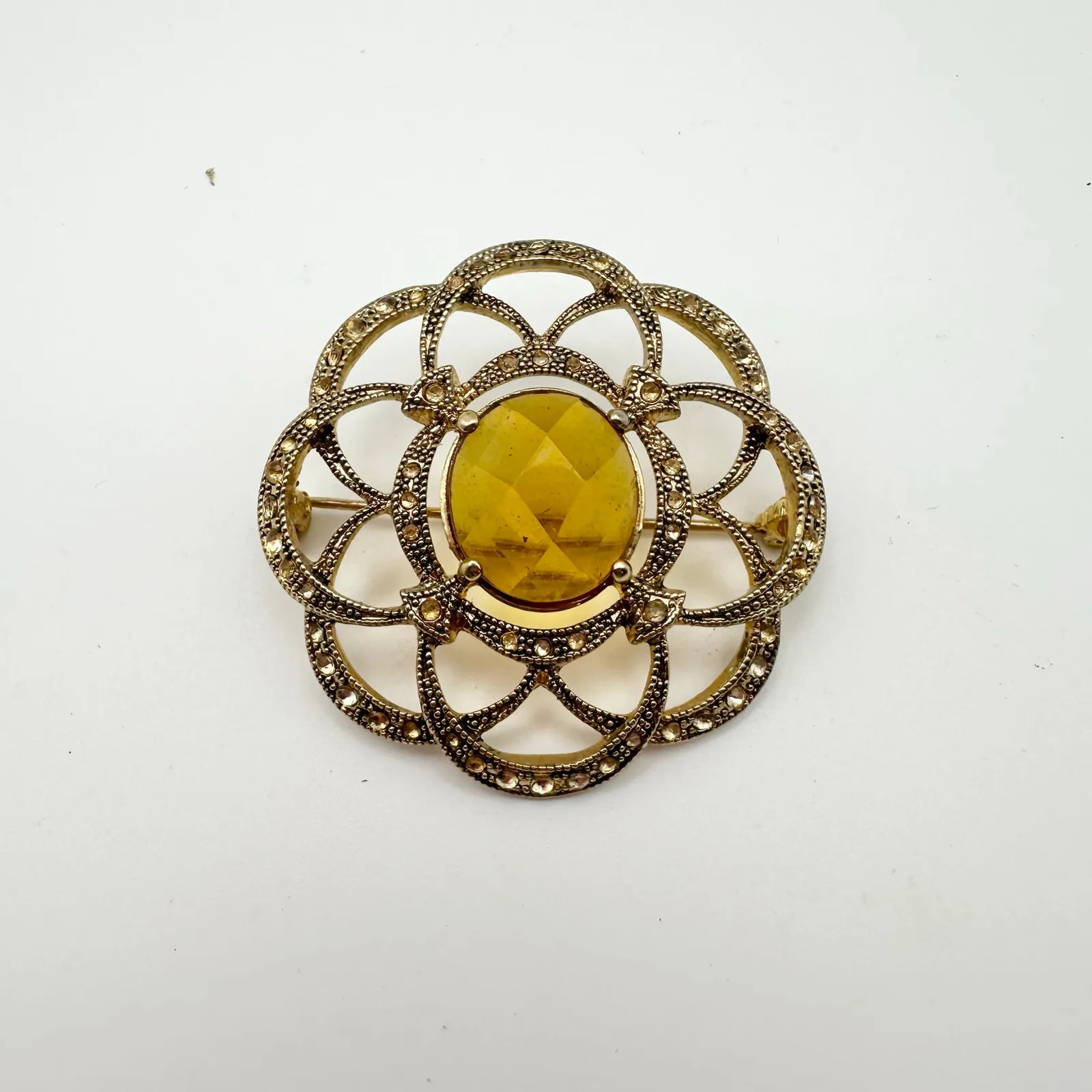 Monet Gold Tone Yellow Stone Sunburst Filigree Floral Estate Brooch Pin Marked - Image 2