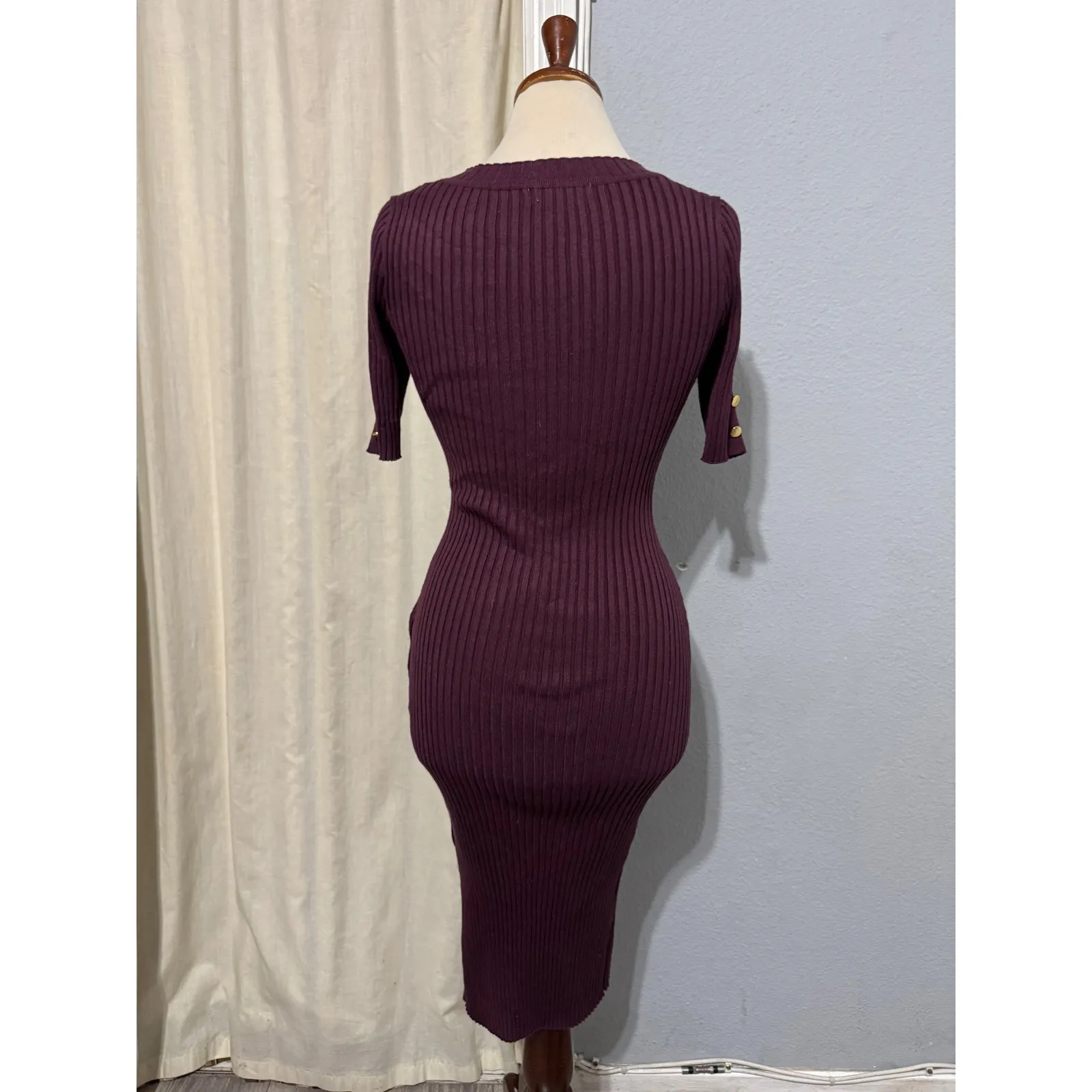 Say What Ribbed Knit Bodycon Dress Gold Button Detail Midi Burgundy Size L - Image 8