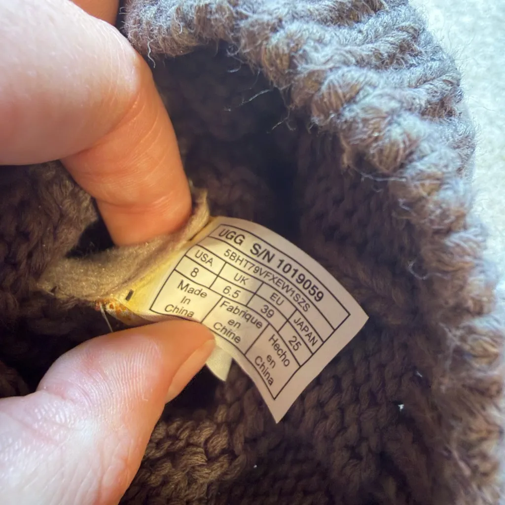 UGG Kiandra Boots Brown - Image 8