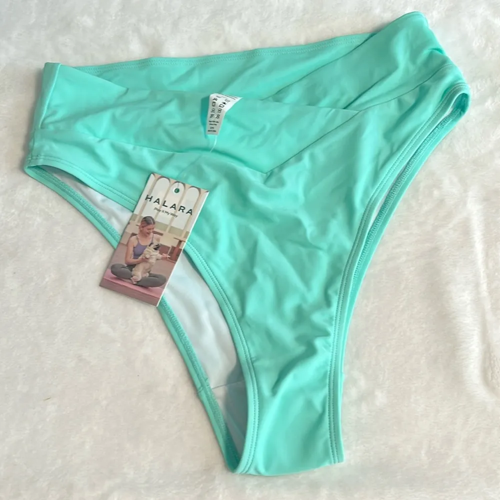 NWT HALARA Crossover bikini bottom - Image 9