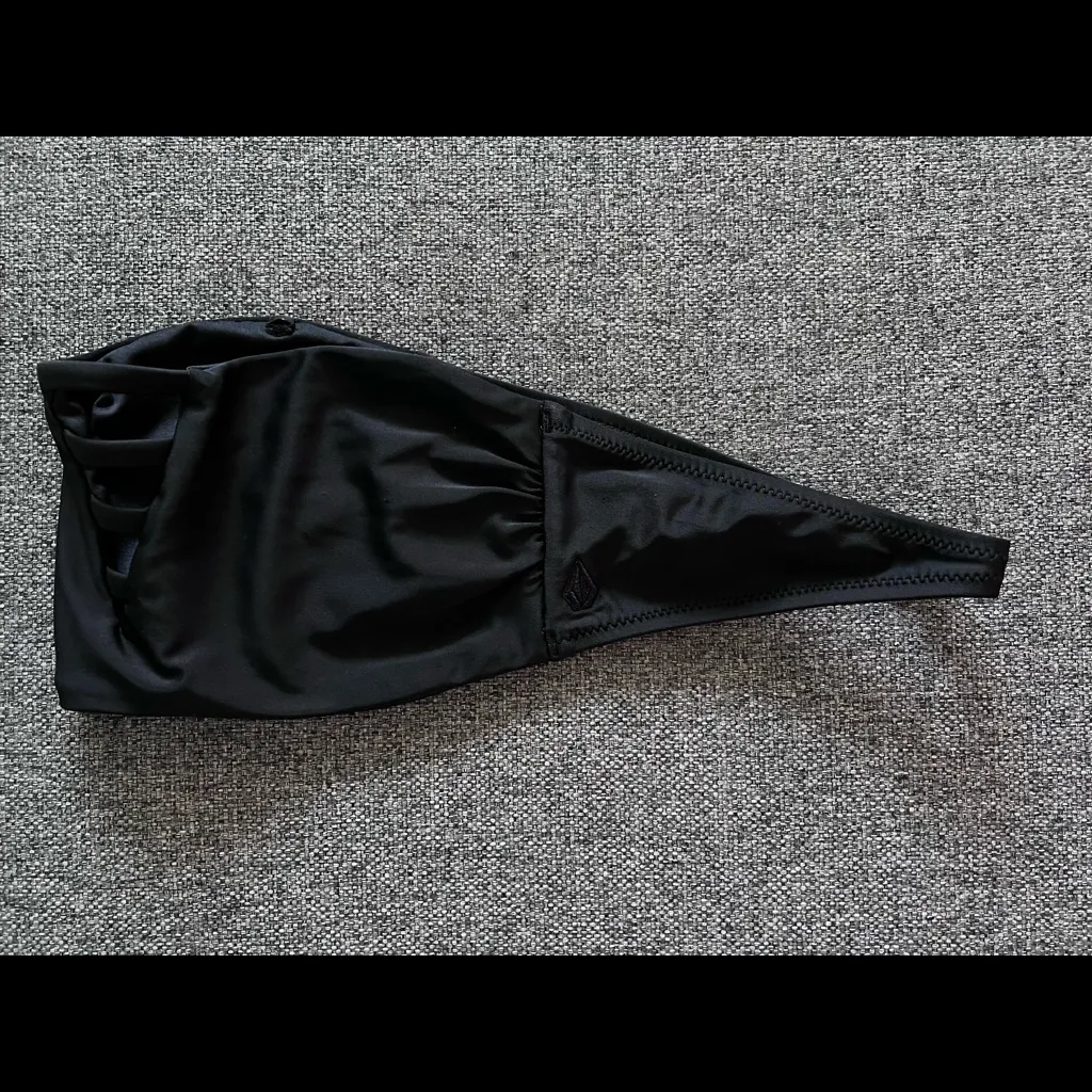 👙 Volcom Strapless Bikini Top - Image 3