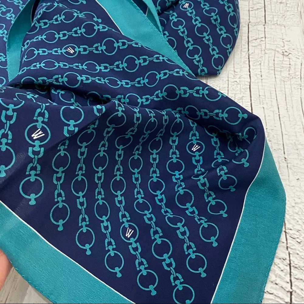 100% Silk 34”x35” Chain Design Scarf Blue - Image 7