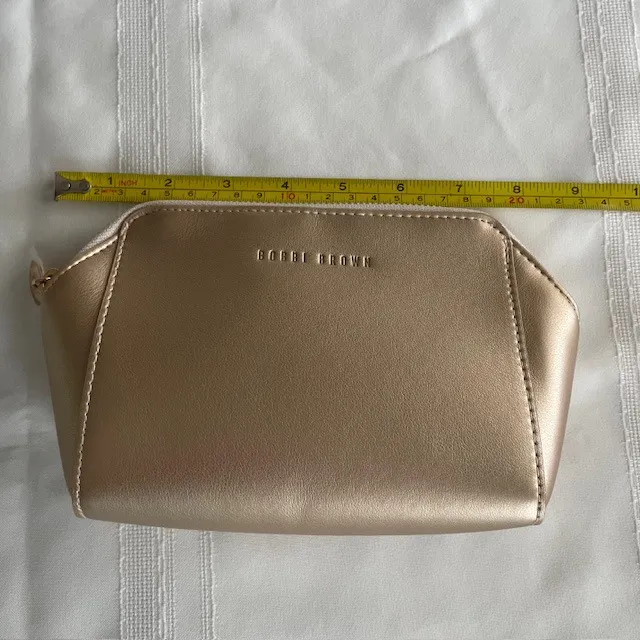 Bobbi Brown Gold Make Up Case Bag Zippered - NEW - Image 6