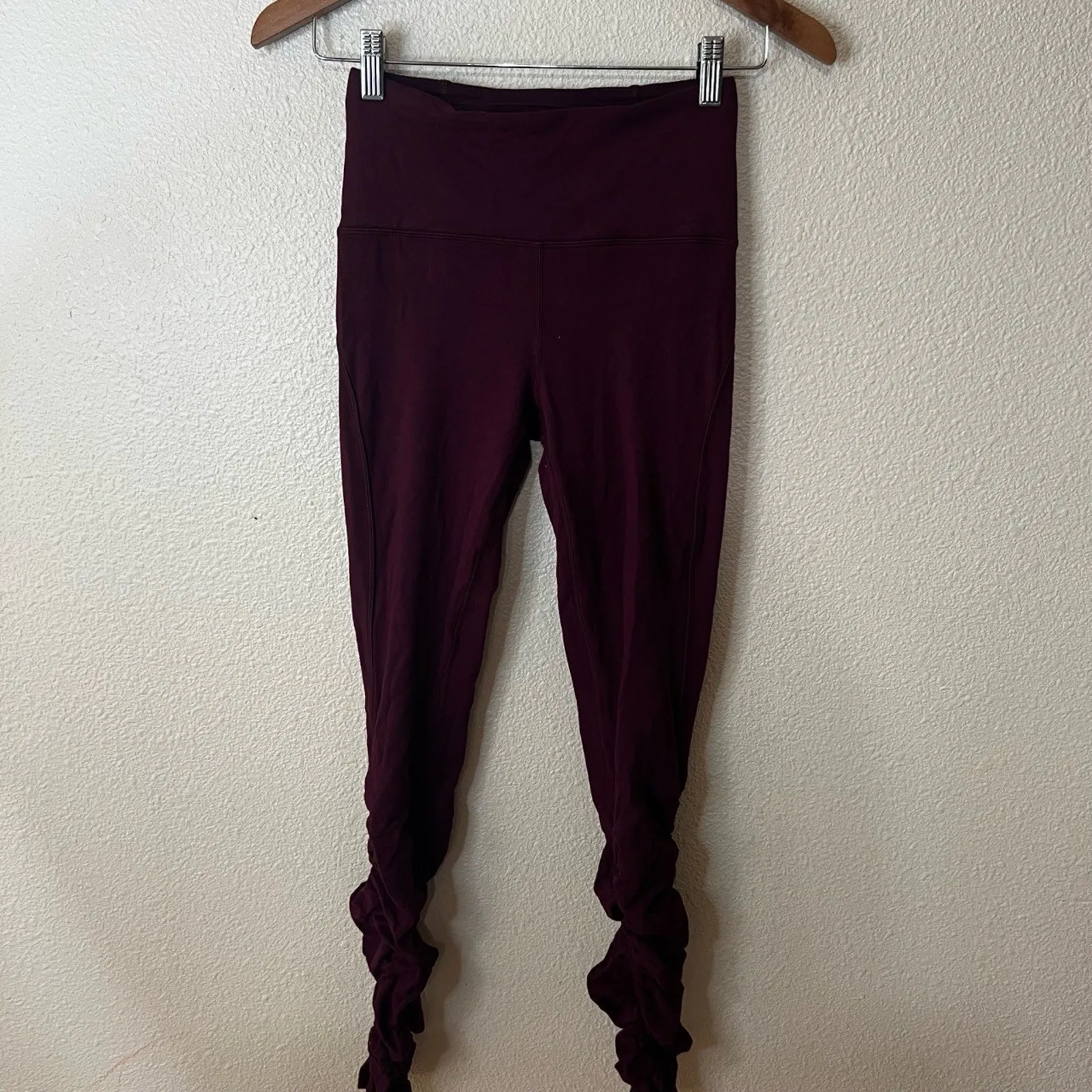 Lululemon Ready to Rulu 4 Burgundy High - Image 2