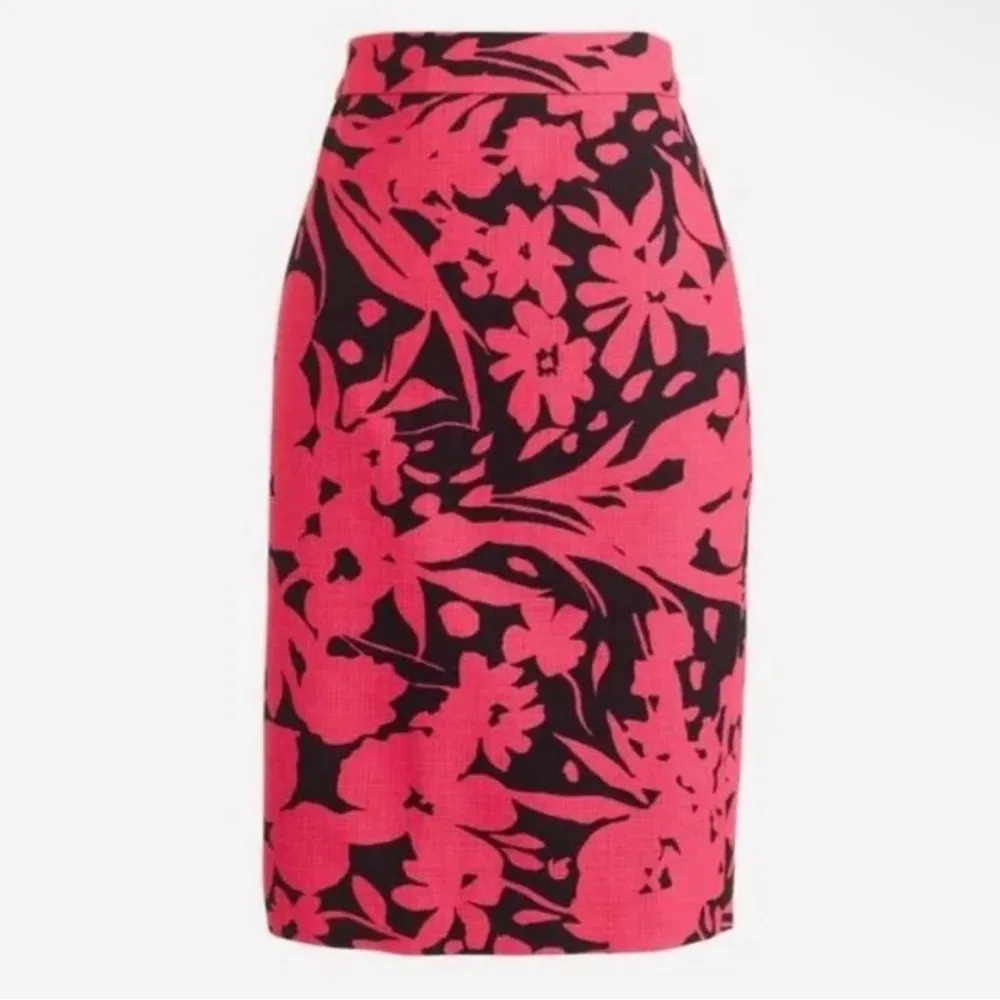 J Crew | Hot Pink and Navy Floral Pencil Cotton Basketweave Skirt Size 6 - Image 12