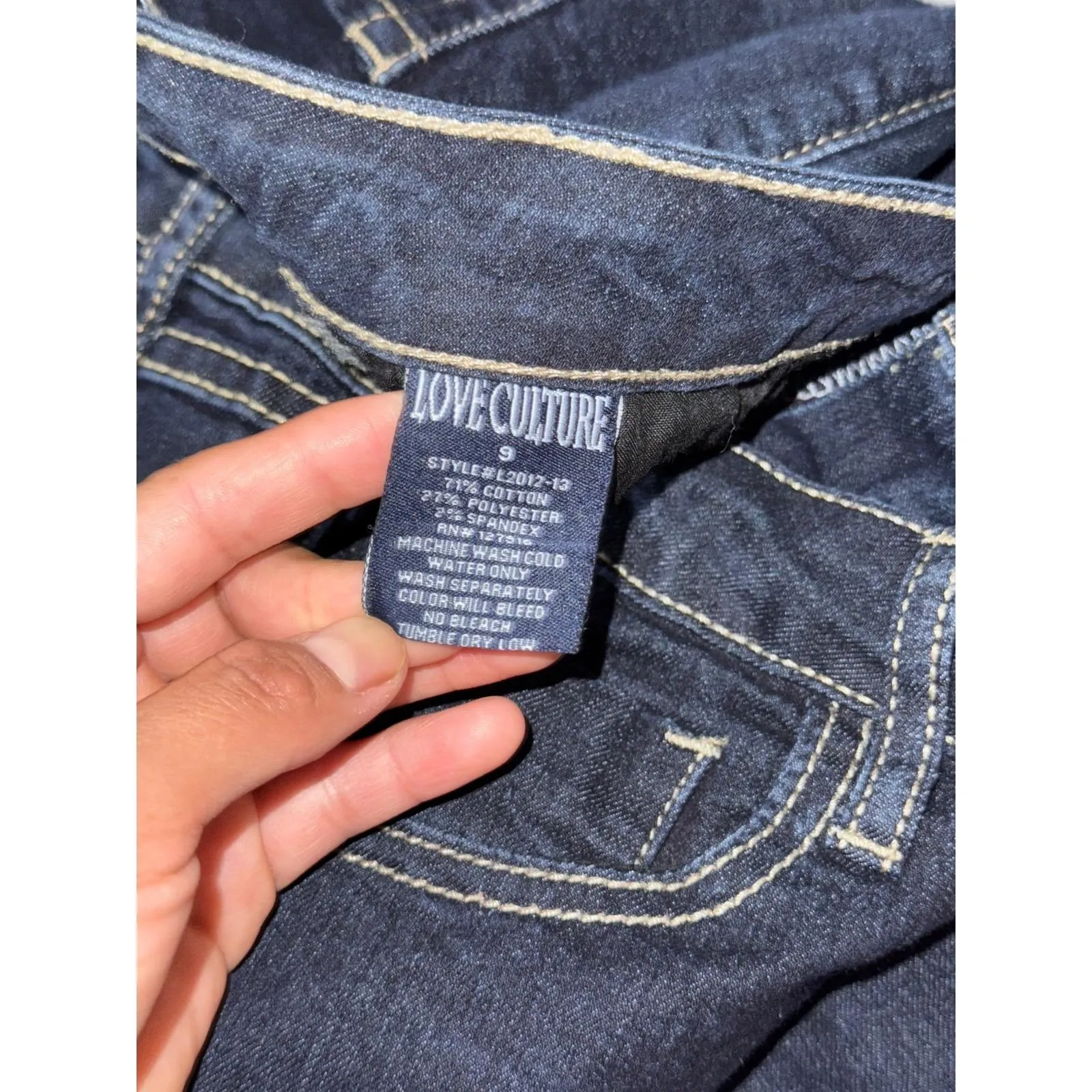 Love‎ Culture Dark Wash Denim Jeans Skinny Leg Classic Style Women's Size 9 - Image 4