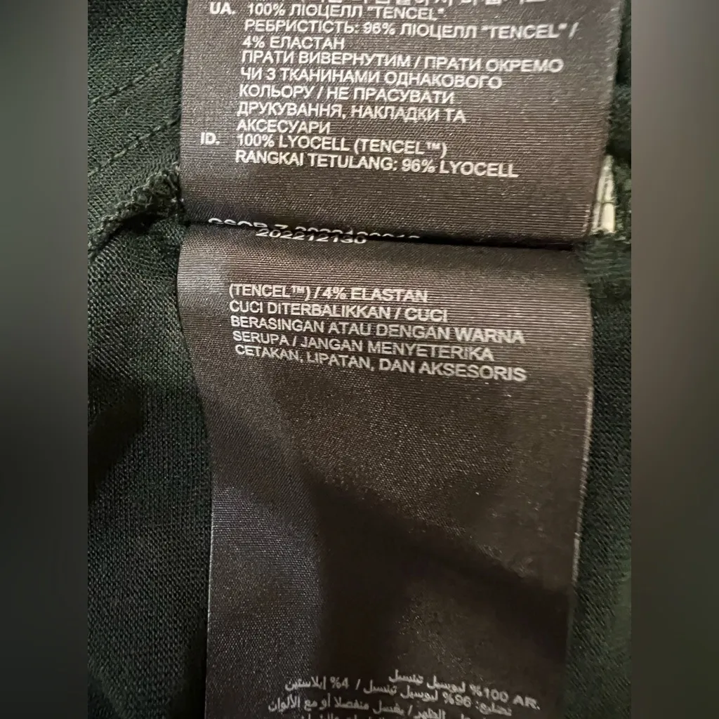 G-Star Raw Essential Mock Loose Top Semi sheer in color Laub Size XS NWT - Image 10