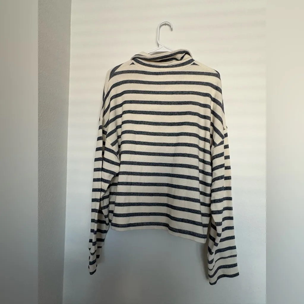 J.Crew  Striped Collared Terry Sweatshirt 100% cotton size L - Image 2