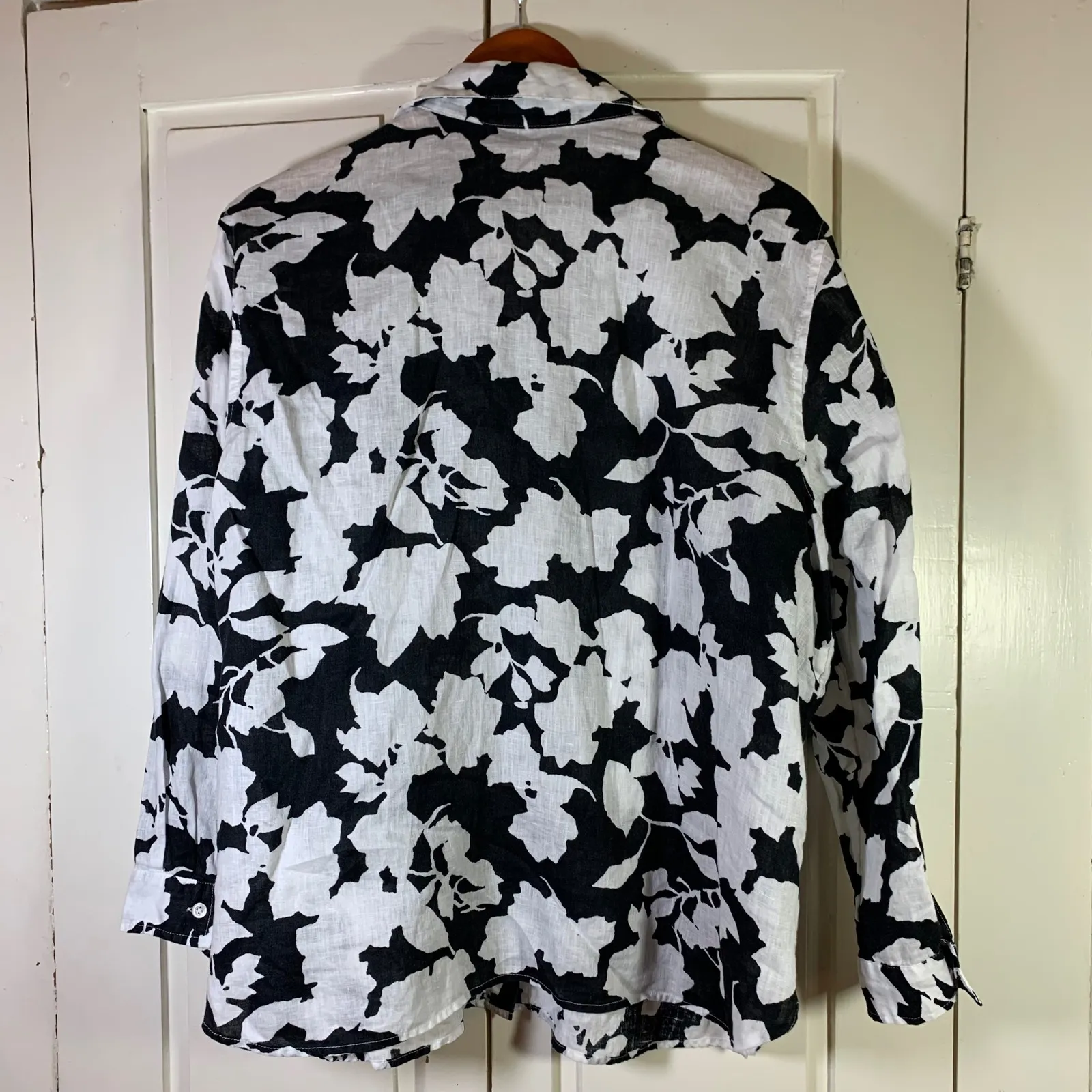 J.Jill Floral Linen Button Down Shirt Long Sleeve‎ L Petite Church Office Summer Black Size undefined - Image 2