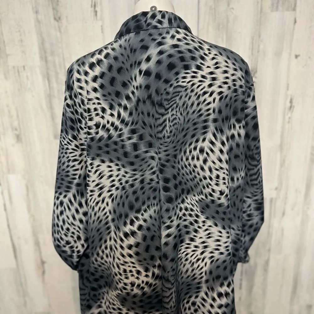 Gray blouse Size undefined - Image 3