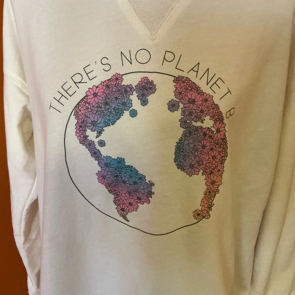Fifth Sun There is no planet B Sweatshirt - Image 5