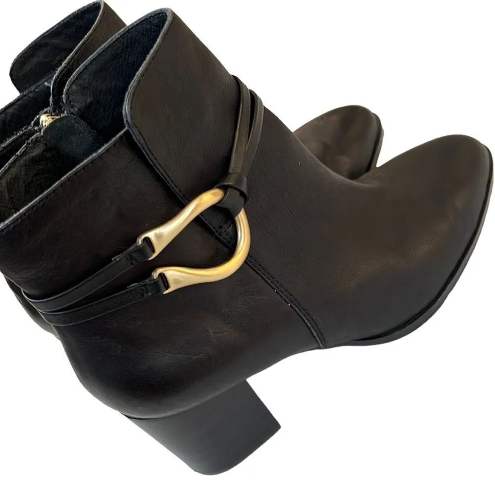 EUC Isola Leather Ankle Boots - Image 5