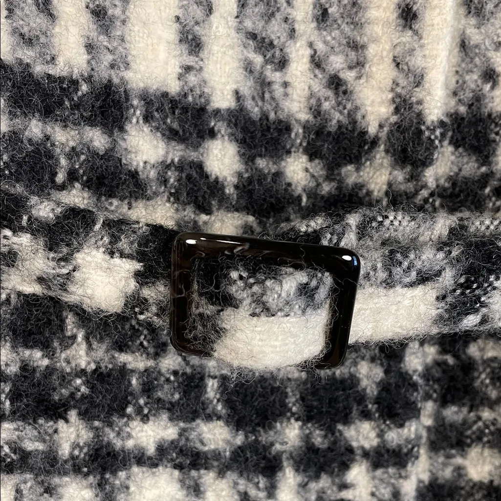 Banana Republic Women’s Wool Plaid Knit Collared Belted Comfy Button-Up Pea Coat - Image 5