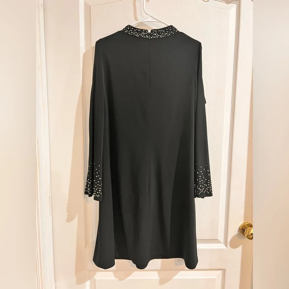 FINAL PRICE Jessica Howard Open Shoulder Dress - Image 7