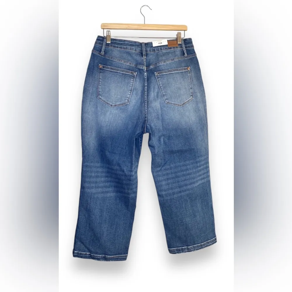 Judy Blue High Rise Vintage Wash Cropped Wide Leg Jeans  14 W - Image 2