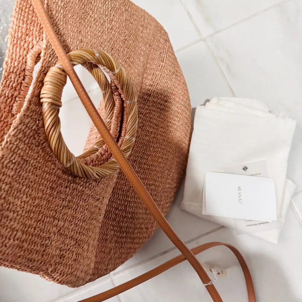 ARANAZ Cueba Bag in Natural light pink Elegant Woven crossbody Bag NEW - Image 4