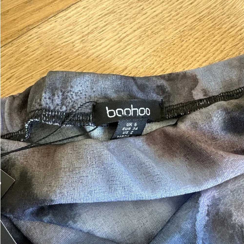 Boohoo - Printed Onion Skin Drape Front Top & Maxi Skirt in Stone Blue & Purple - Image 3