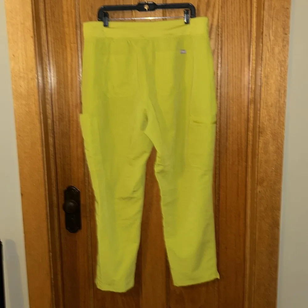 Figs High Waisted Yola Skinny Scrub Pant Limeade XXL - Image 2