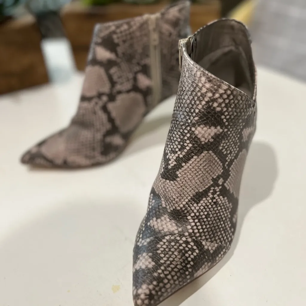 Snakeskin Pattern Ankle Boots - Image 8