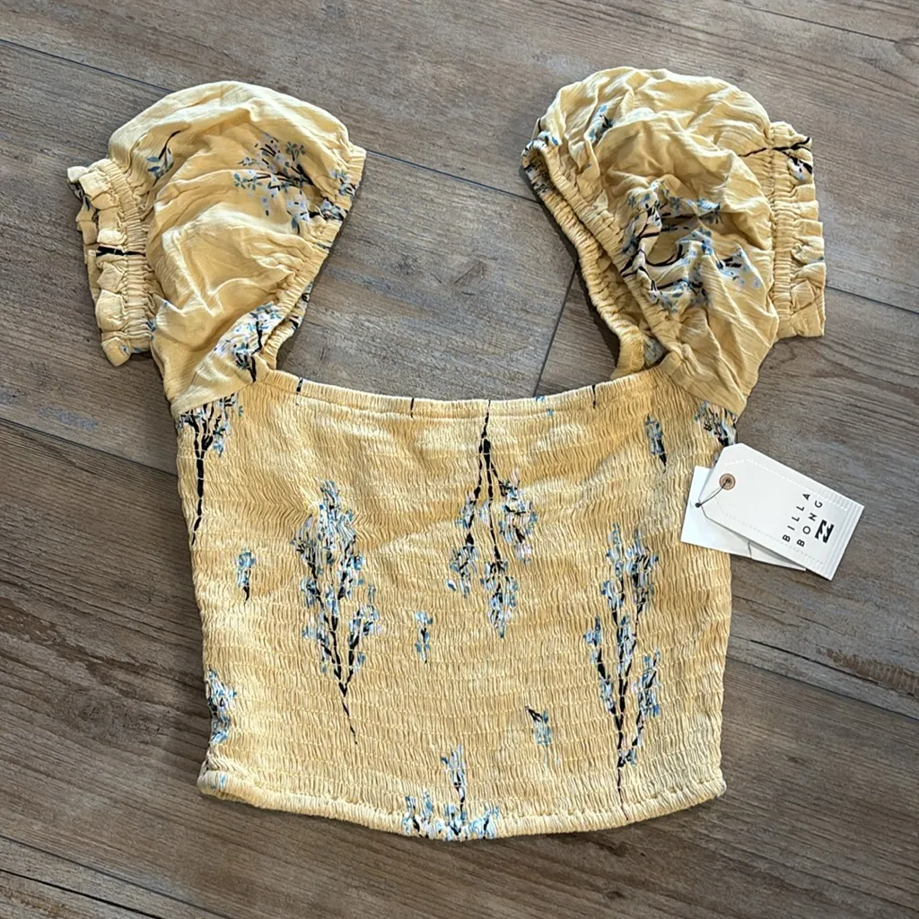 NWT Billabong Yellow Floral Smocked Crop Top Off Shoulder Size Large - Image 5